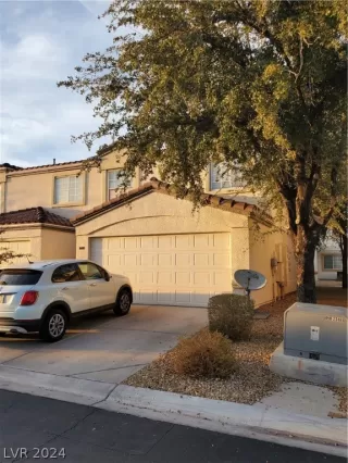 Photo #3: 2568439 Listing