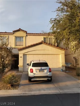 Photo #4: 2568439 Listing