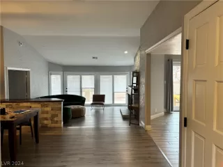 Photo #4: 2568449 Listing 