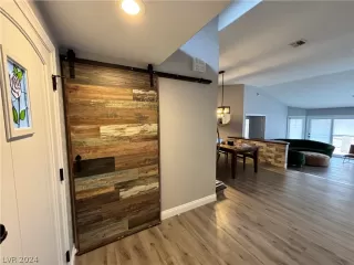 Photo #5: 2568449 Listing 