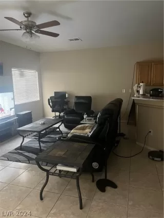 Photo #3: 2568461 Listing 