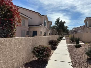 Photo #1: 2568493 Listing 