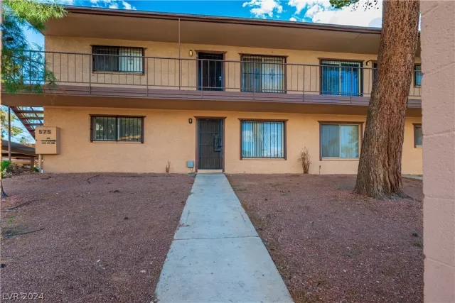 MLS: 2568525 Condo For Sale