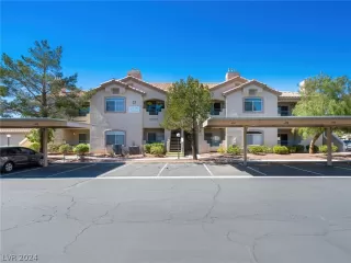 Photo #2: 2568541 Listing