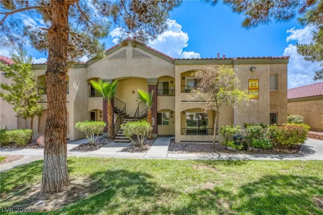 MLS: 2568560 Condo For Sale