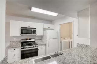 Photo #3: 2568560 Listing 