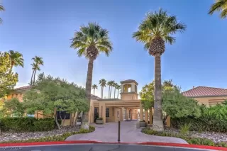 Photo #3: 2568563 Listing 