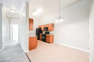 Photo #6: 2568617 Listing