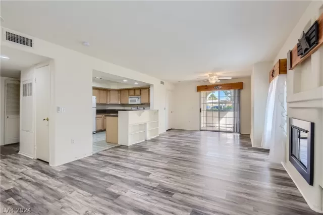 MLS: 2568625 Condo For Sale