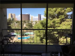 Photo #1: 2568628 Listing