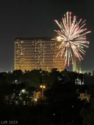 Photo #2: 2568628 Listing