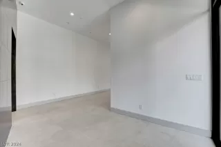 Photo #5: 2568651 Listing 