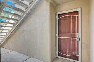 Photo #1: 2568653 Listing 