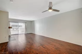 Photo #2: 2568653 Listing 