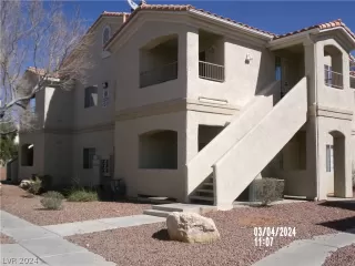 Photo #3: 2568656 Listing