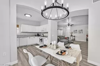 Photo #3: 2568680 Listing 