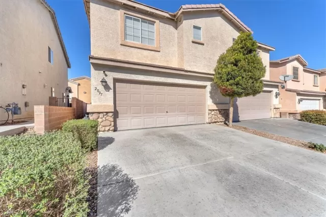 MLS: 2568684 Condo For Sale