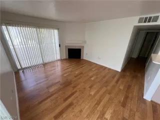 Photo #4: 2568703 Listing 