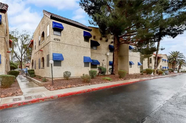 MLS: 2568721 Condo For Sale