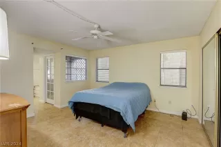 Photo #3: 2568721 Listing