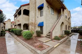 Photo #5: 2568721 Listing