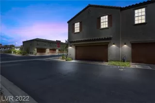 Photo #3: 2568738 Listing 