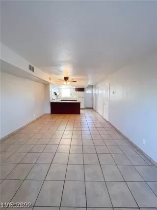 Photo #1: 2568751 Listing