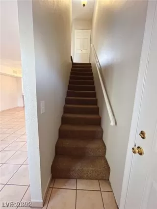 Photo #6: 2568751 Listing