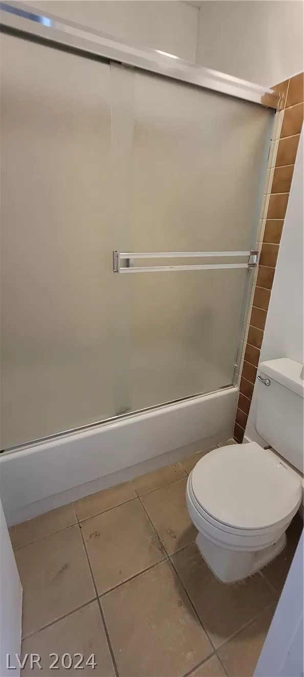 MLS: 2568752 Condo For Sale