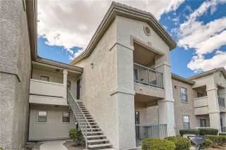 Photo #1: 2568777 Listing