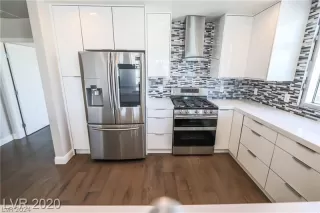 Photo #5: 2568800 Listing 