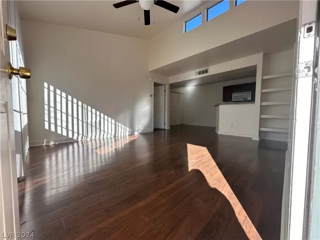MLS: 2568830 Condo For Sale