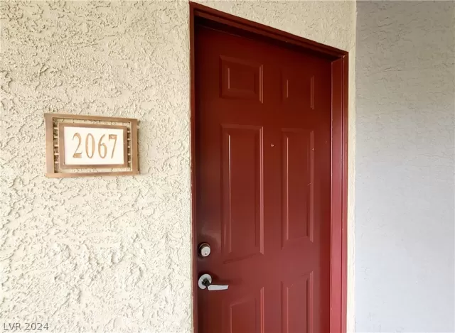 MLS: 2568838 Condo For Sale