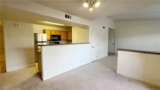 Photo #5: 2568838 Listing 