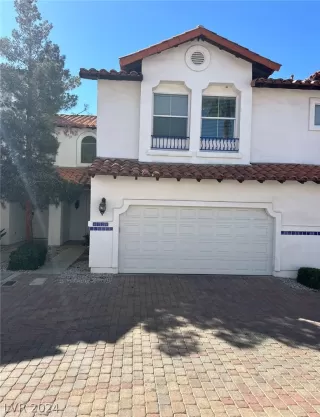 Photo #2: 2568852 Listing 