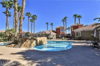 Photo #1: 2568908 Listing 