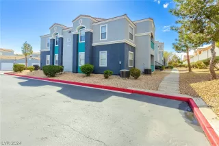 Photo #2: 2568914 Listing