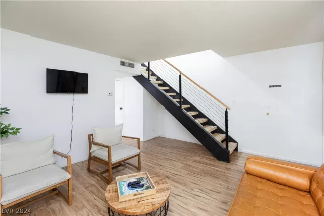 MLS: 2568919 Condo For Sale