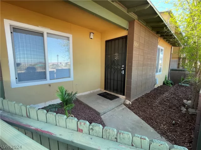 MLS: 2568920 Condo For Sale