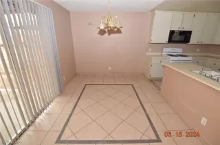 Photo #5: 2568932 Listing 