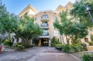 Photo #2: 2568933 Listing 