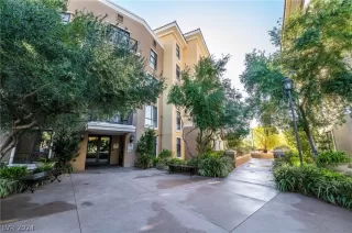 Photo #3: 2568933 Listing 