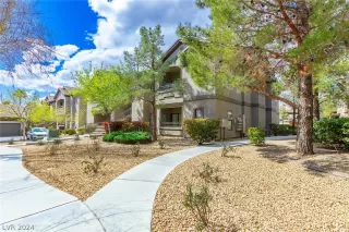 Photo #3: 2568939 Listing