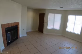 Photo #2: 2568944 Listing