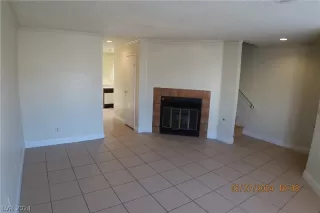 Photo #3: 2568944 Listing