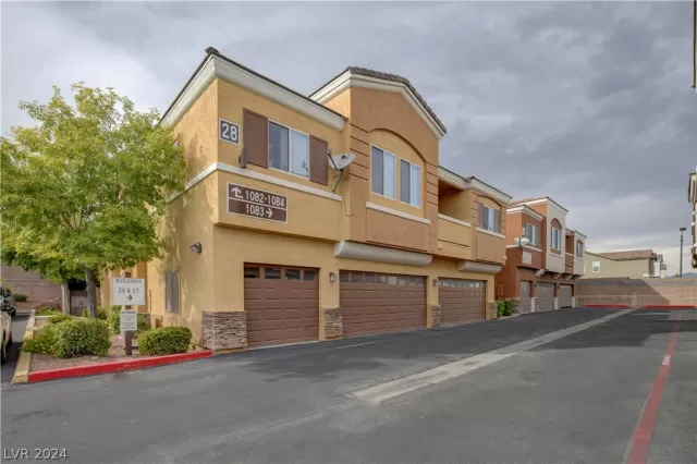 MLS: 2568945 Condo For Sale