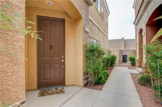 Photo #2: 2568945 Listing 