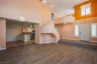 Photo #3: 2568952 Listing 