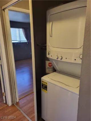 Photo #6: 2568977 Listing 