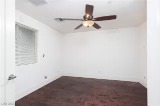 Photo #3: 2569059 Listing 